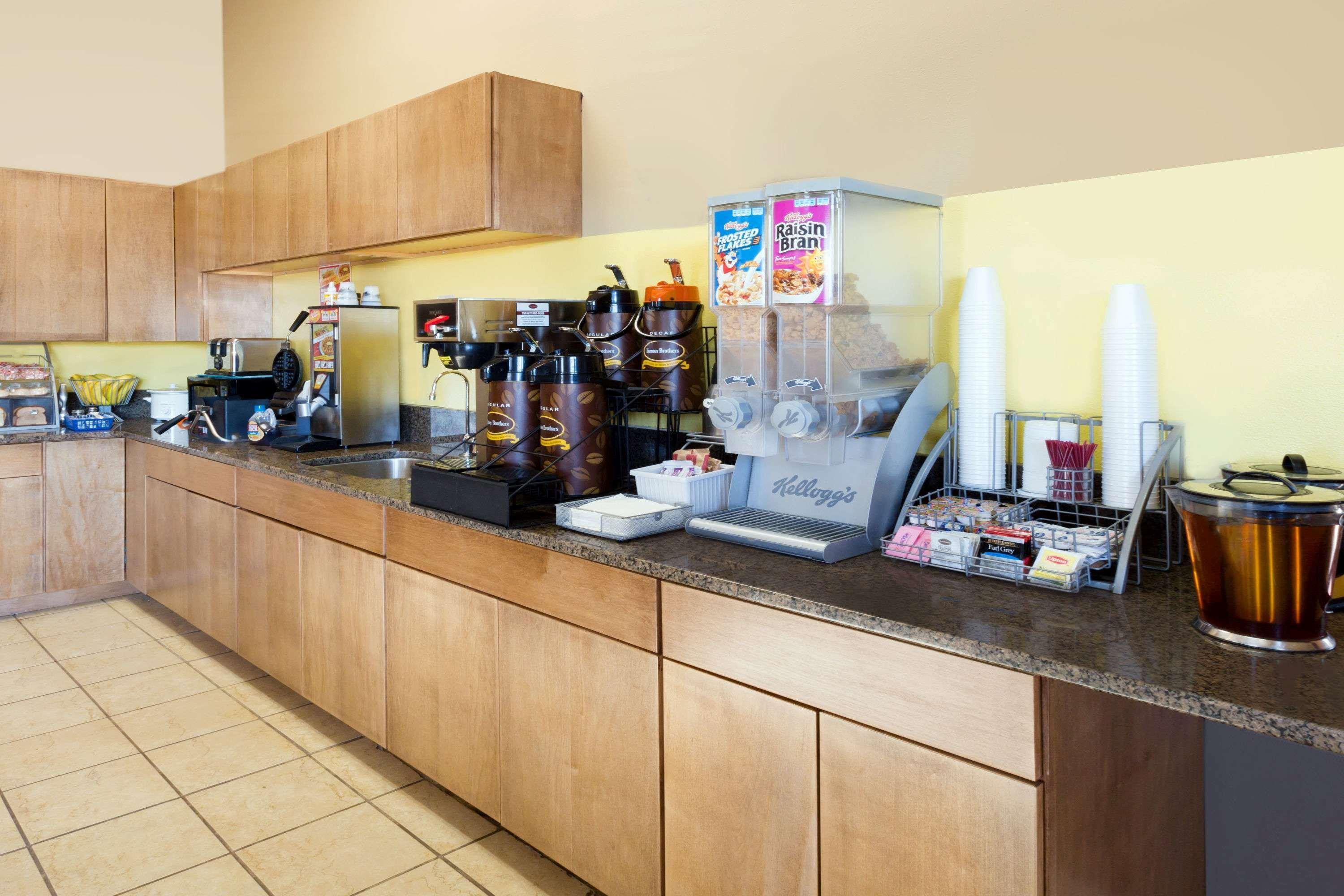 Motel Super 8 By Wyndham Carroll Extérieur photo